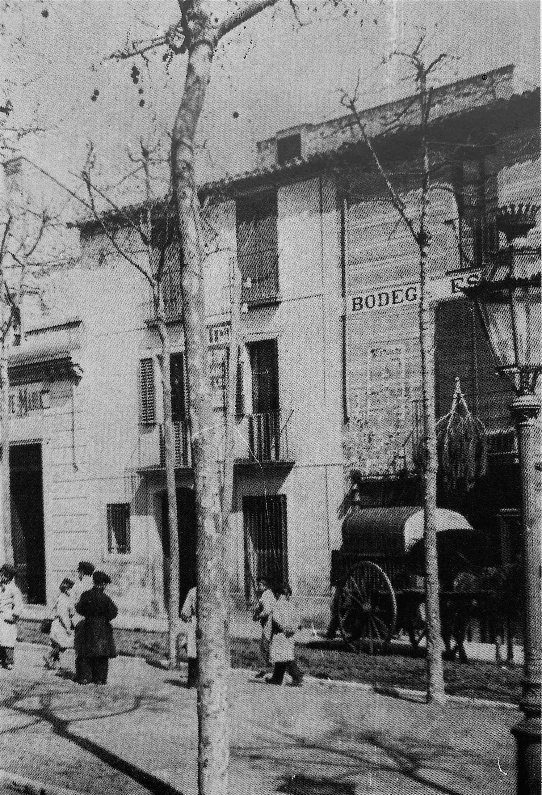 El primer edifici dels Maristes a Sabadell