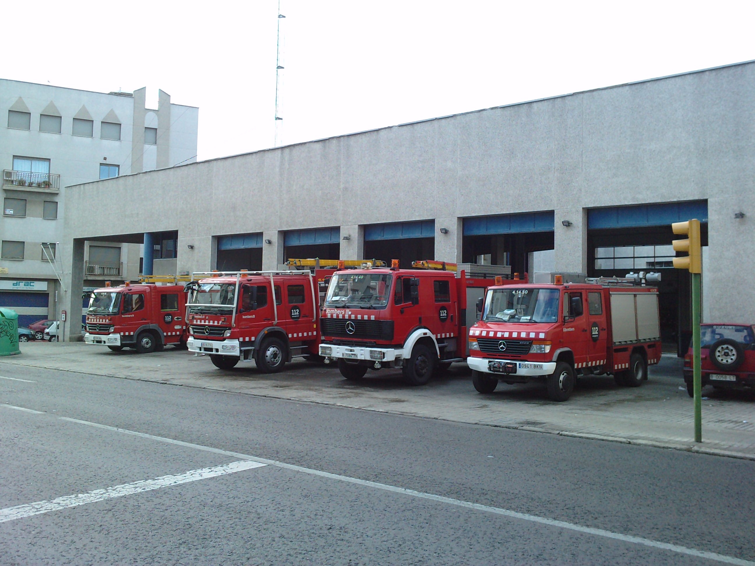 Dues ampolles de butà causen un incendi en un domicili de Sabadell