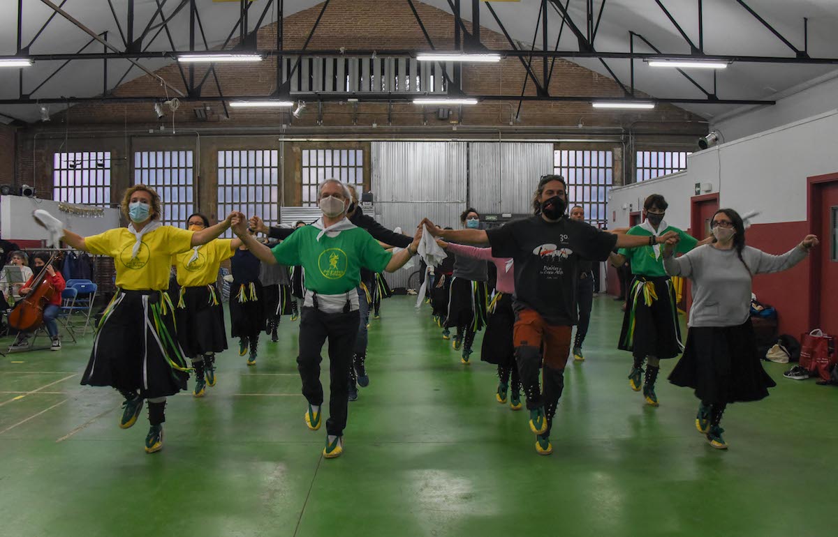 El nou Ball de Gitanes sacseja el ball en parella per gènere