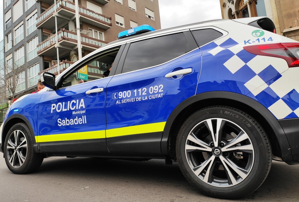 Detinguda a Sabadell una dona que robava mòbils