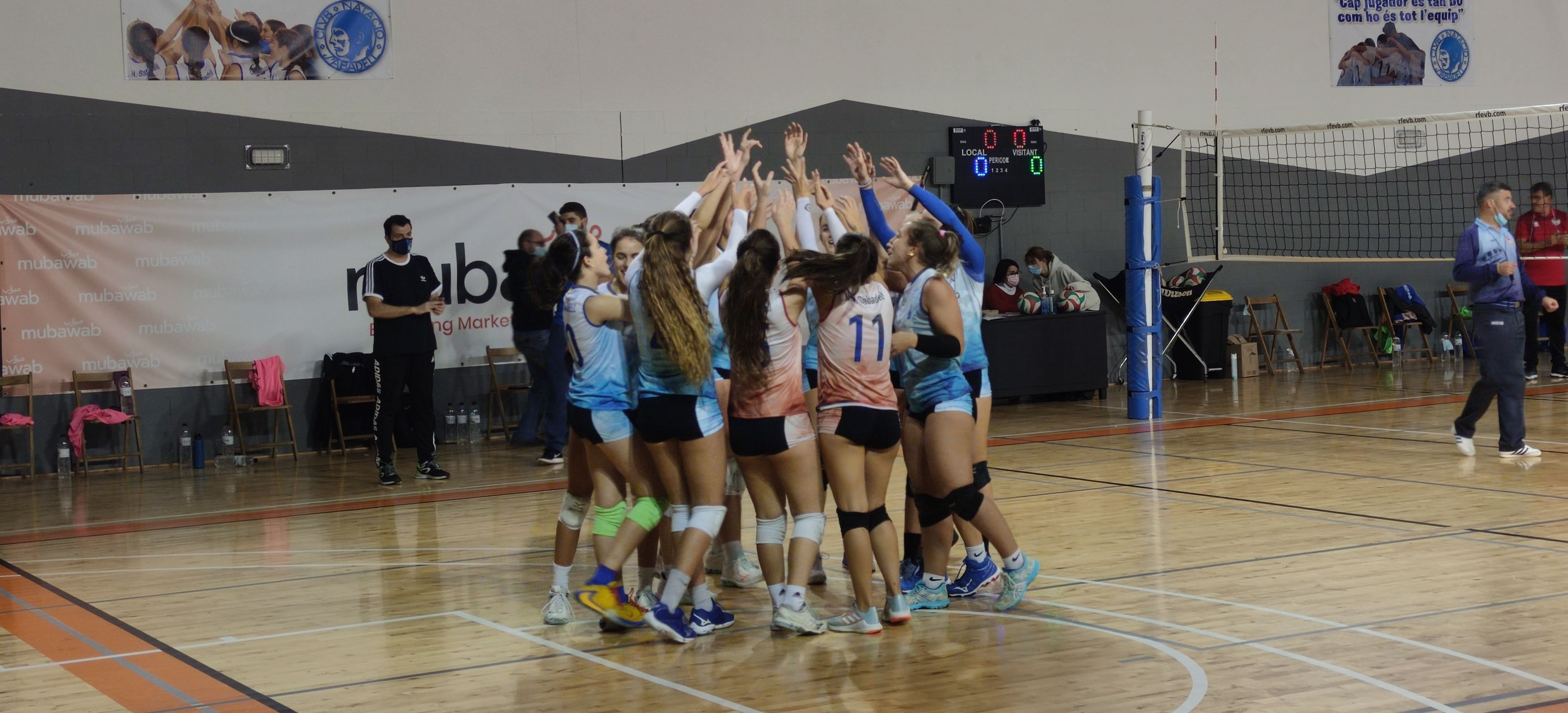 El Club Natació femení estrena el caseller de victòries a la SuperLliga-2