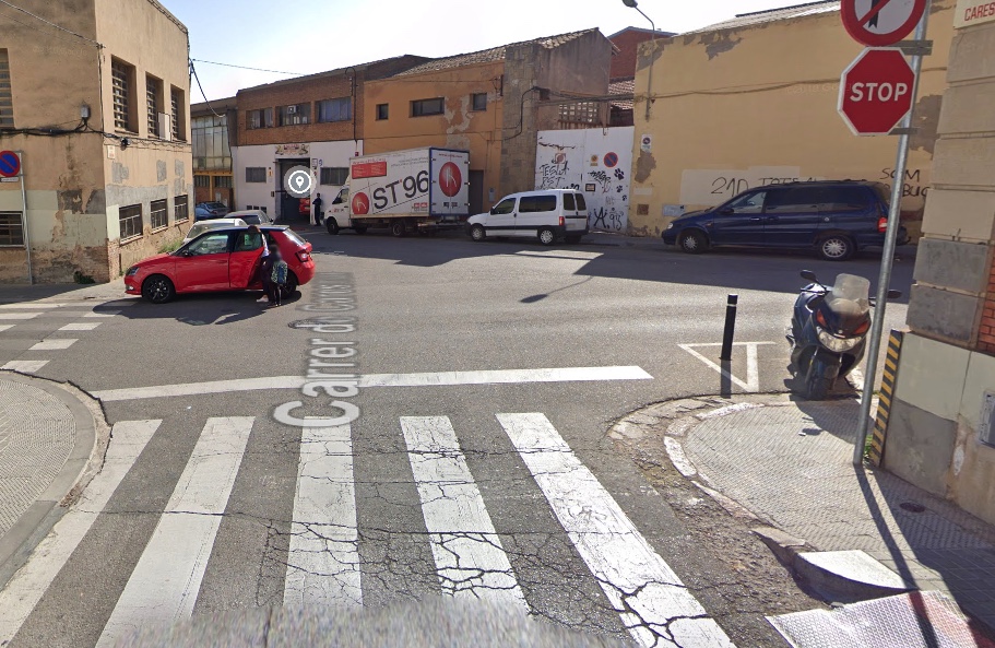 Ferida greu una ciclista després de ser envestida per un patinet elèctric a Sabadell