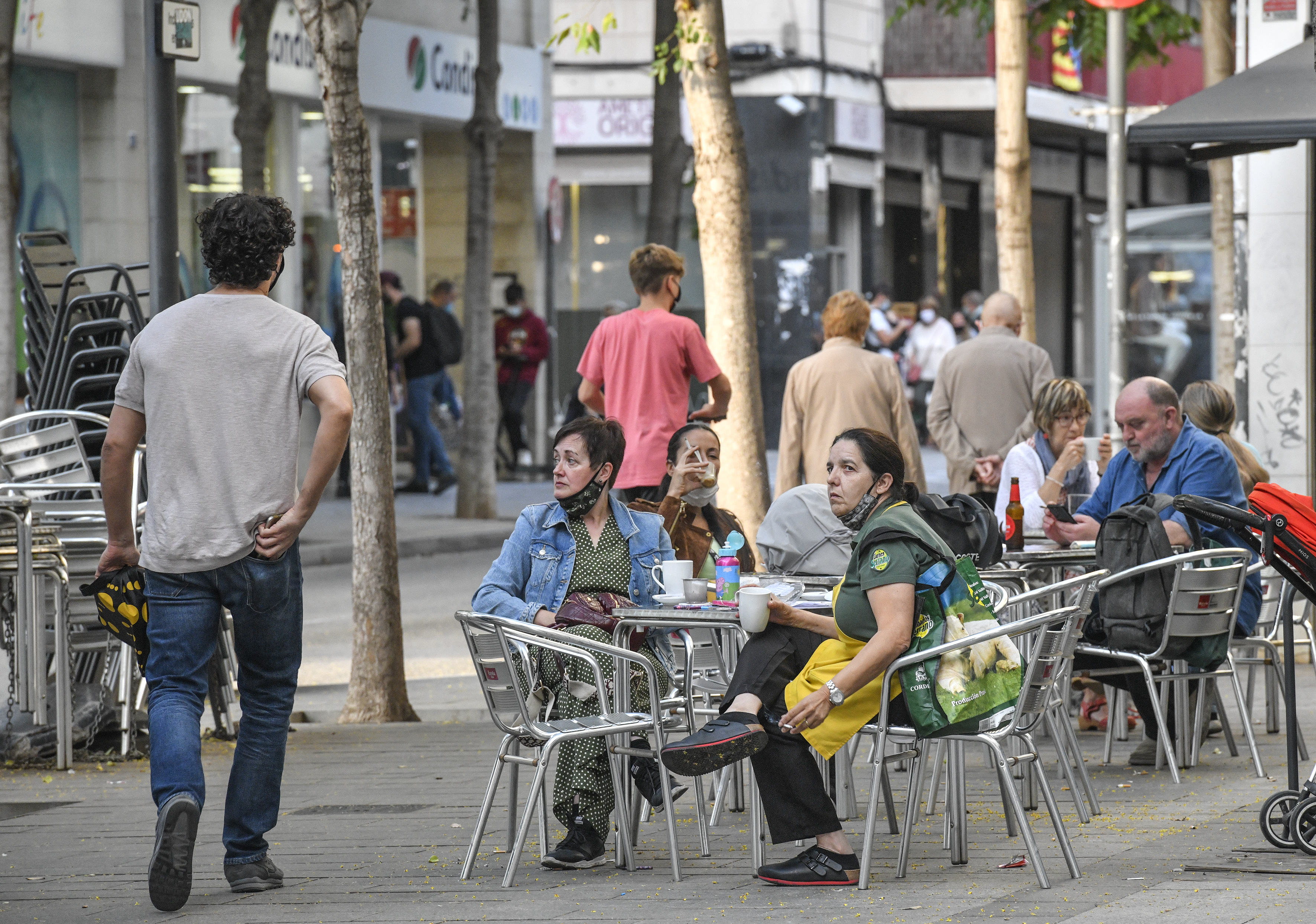 La Generalitat elimina la prohibició de les reunions de més de 10 persones