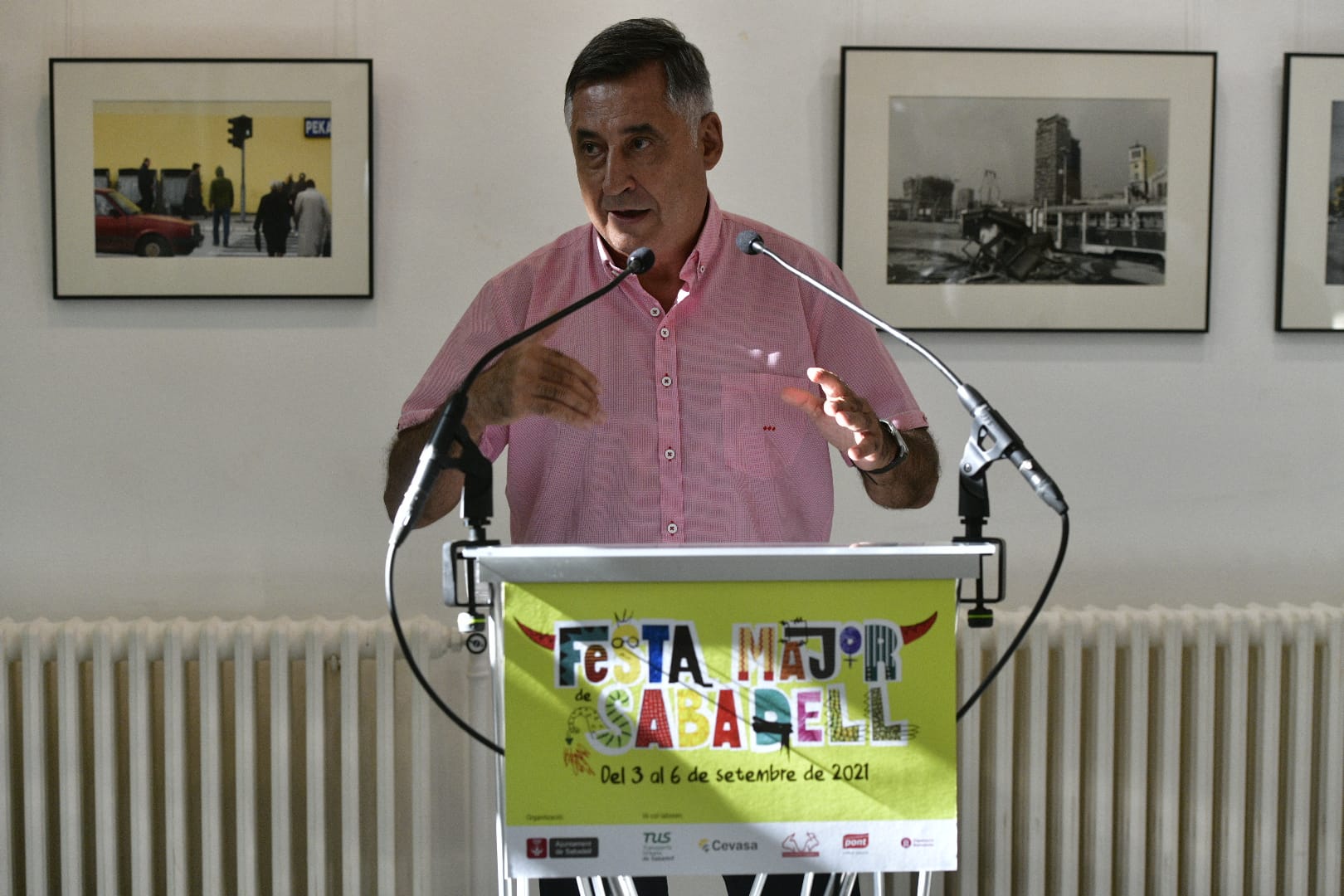Gervasio Sánchez critica la hipocresia dels governs europeus amb els refugiats afganesos 
