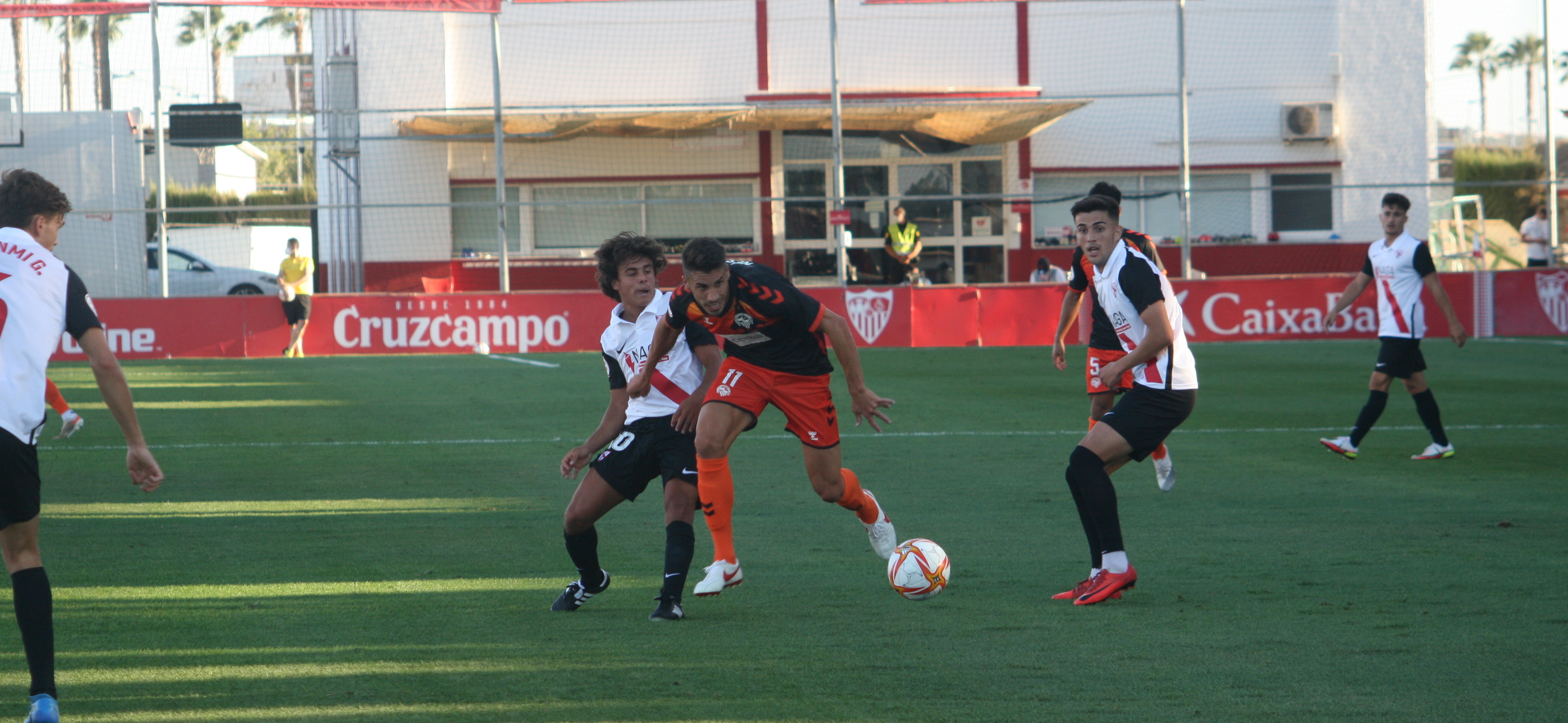 Molta solidesa i falta de pólvora en el debut del Sabadell (0-0)