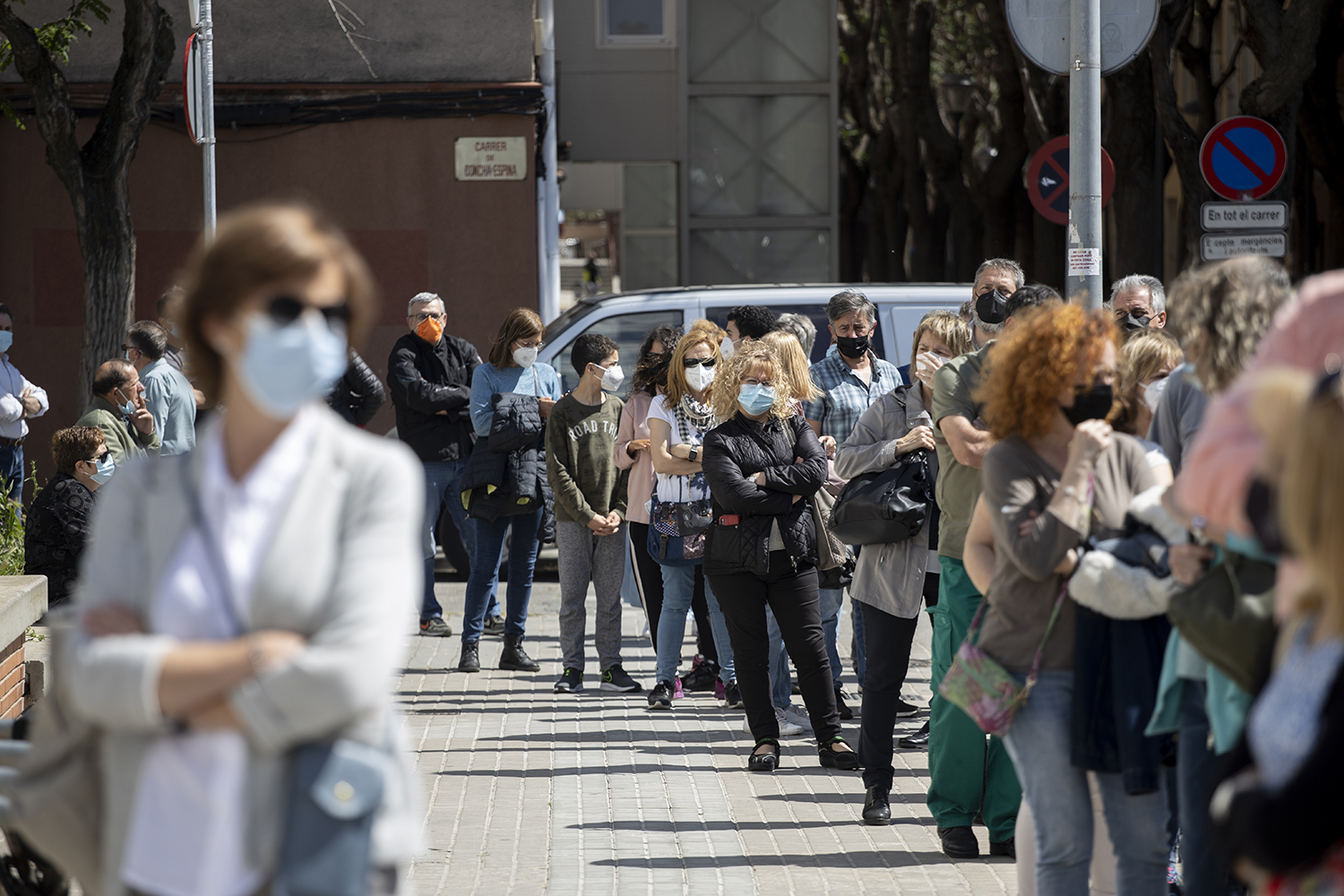 Salut començarà a vacunar la franja de 40-49 anys a meitats de juny i els menors de 40 al juliol