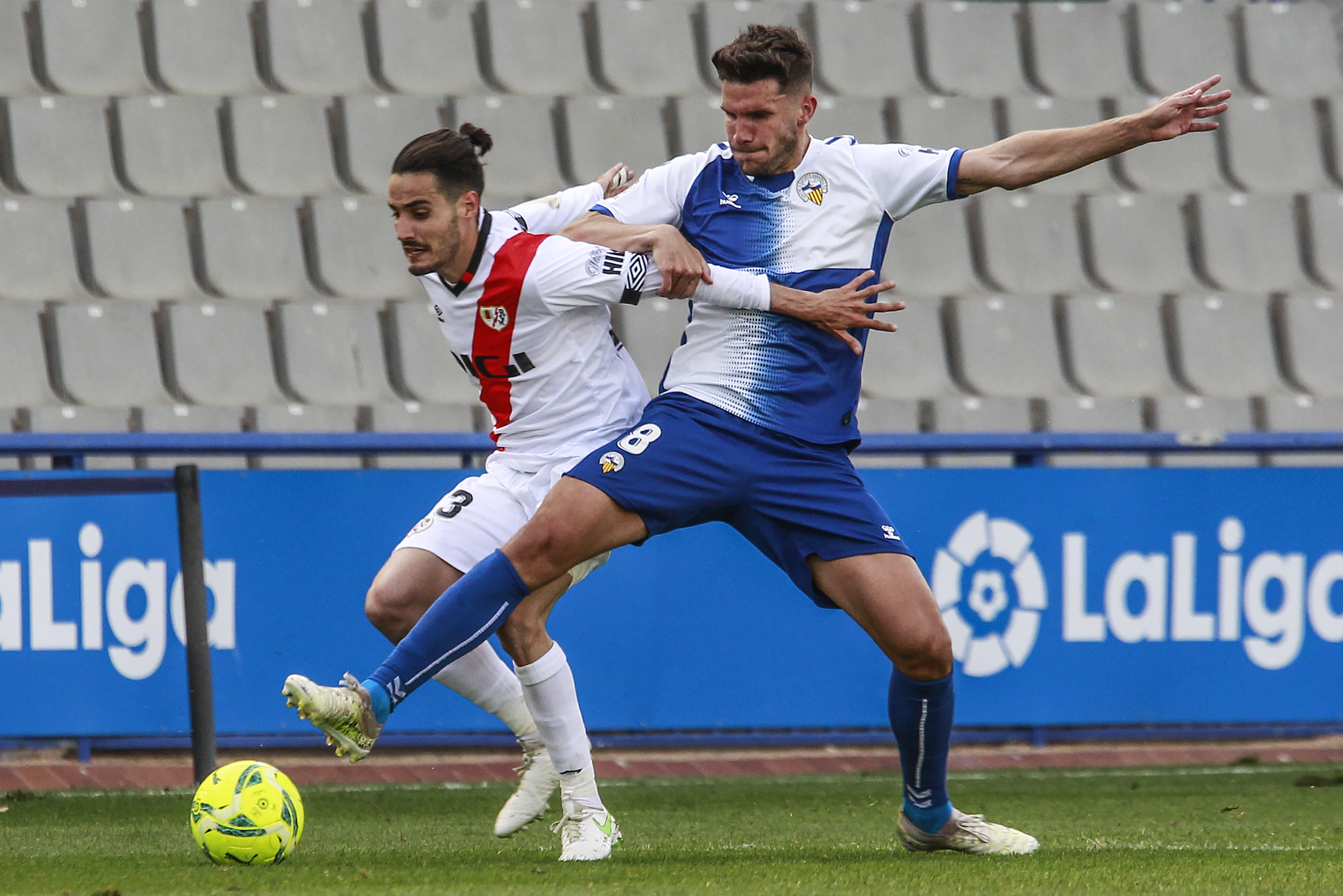 El Sabadell vol allargar el seu bon moment al Nuevo Tartiere davant l'Oviedo
