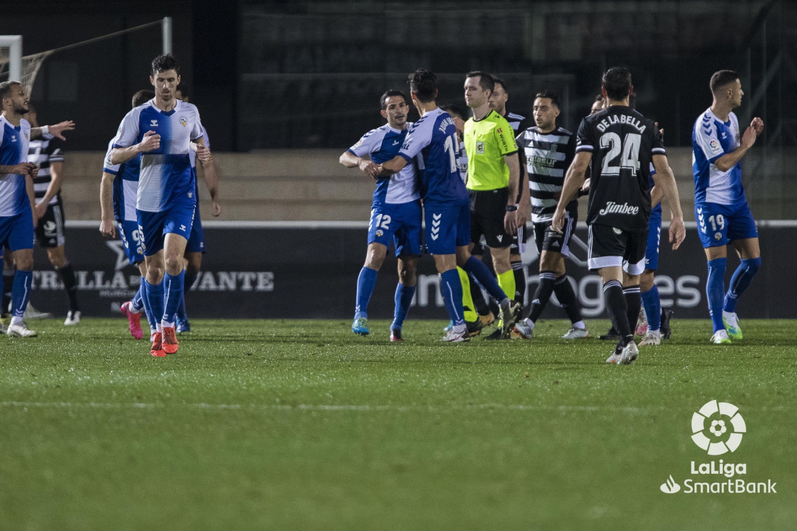 Gran remuntada del Sabadell a Cartagena per sortir del descens (1-2)