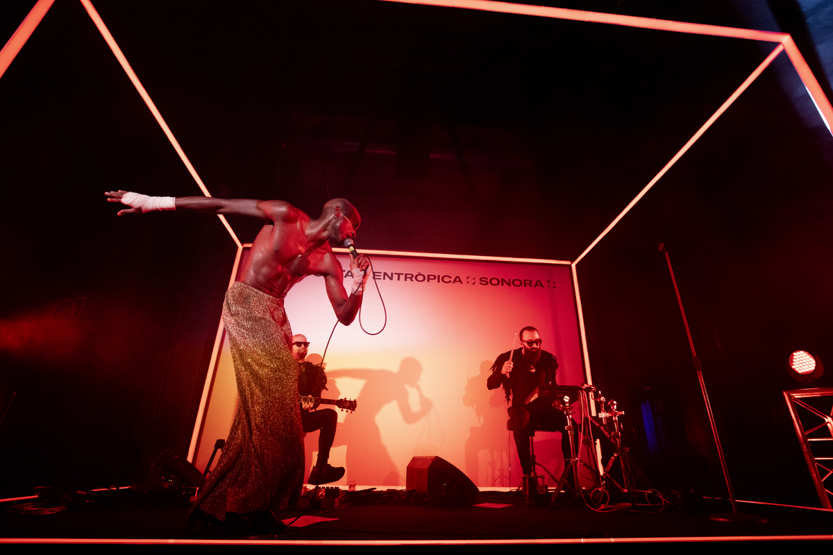 FOTOS | DJ Lucient, Egosex i Ferran Palau, triple dosi d'emocions variades al festival RES