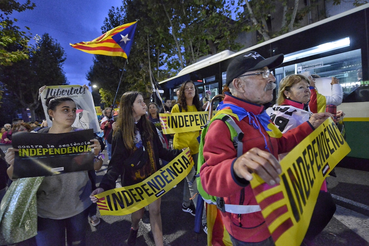 Una rua i una concentració, actes de les entitats sobiranistes per la Diada a Sabadell