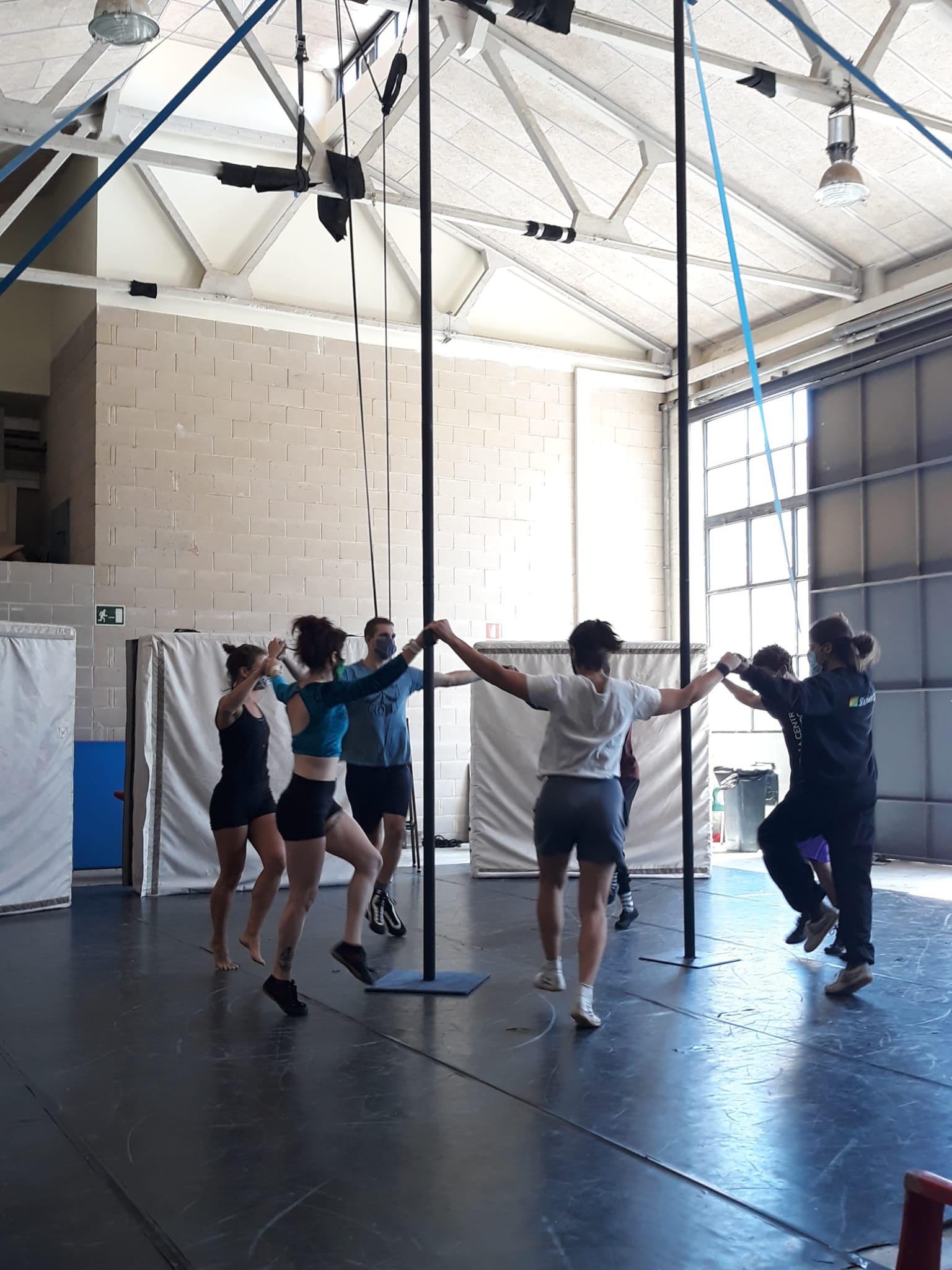La vida (i les tombarelles) tornen a L’Estruch