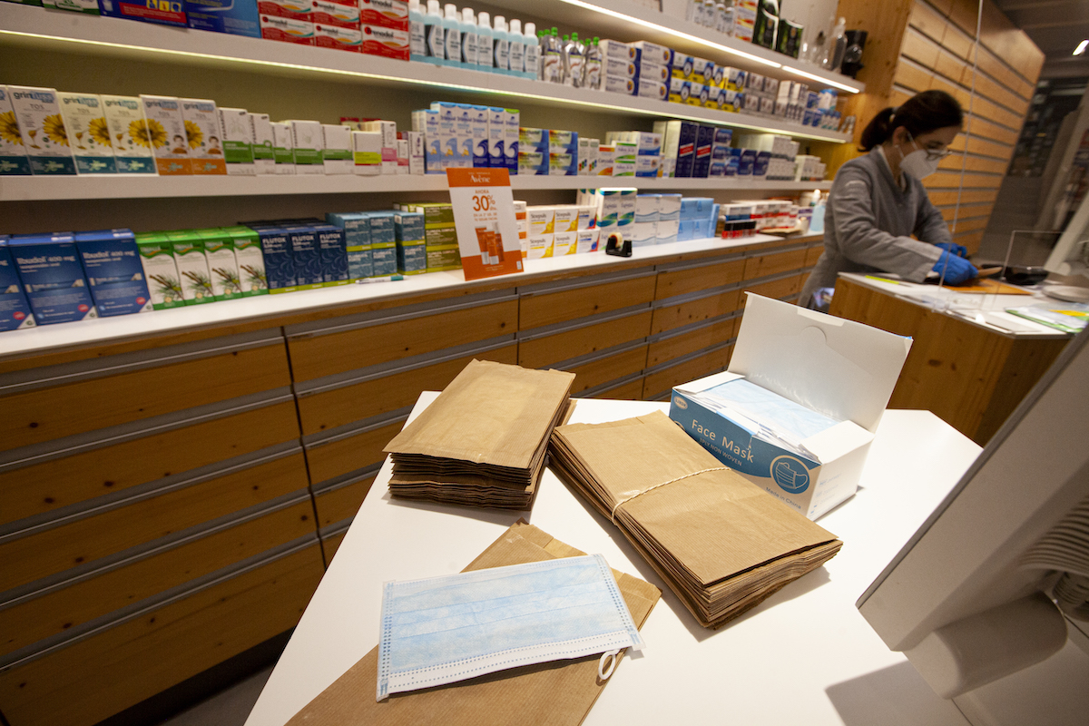 20.000 mascaretes per als comerços de Sabadell