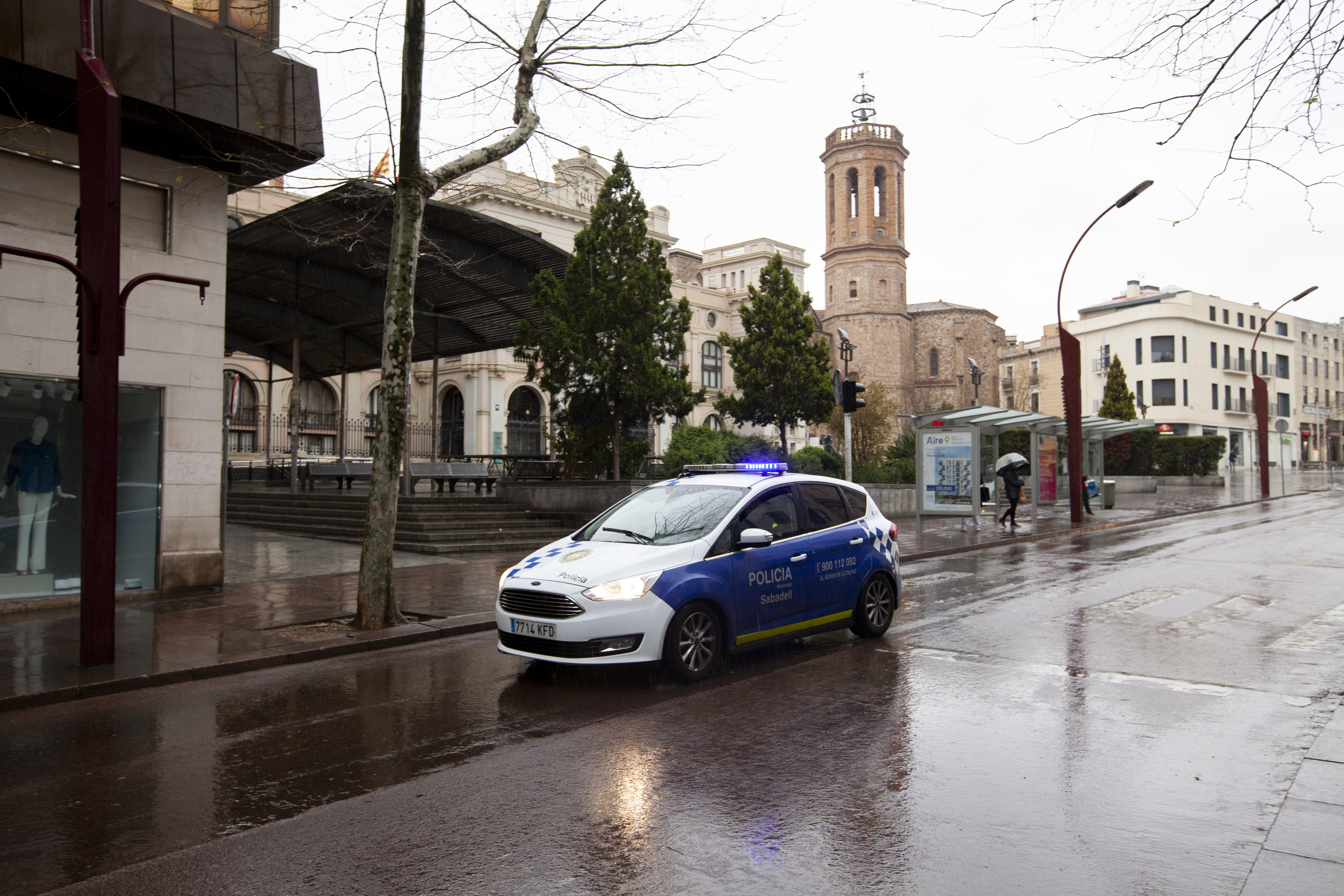 Més de 1.200 denúncies per saltar-se l'estat d'alarma