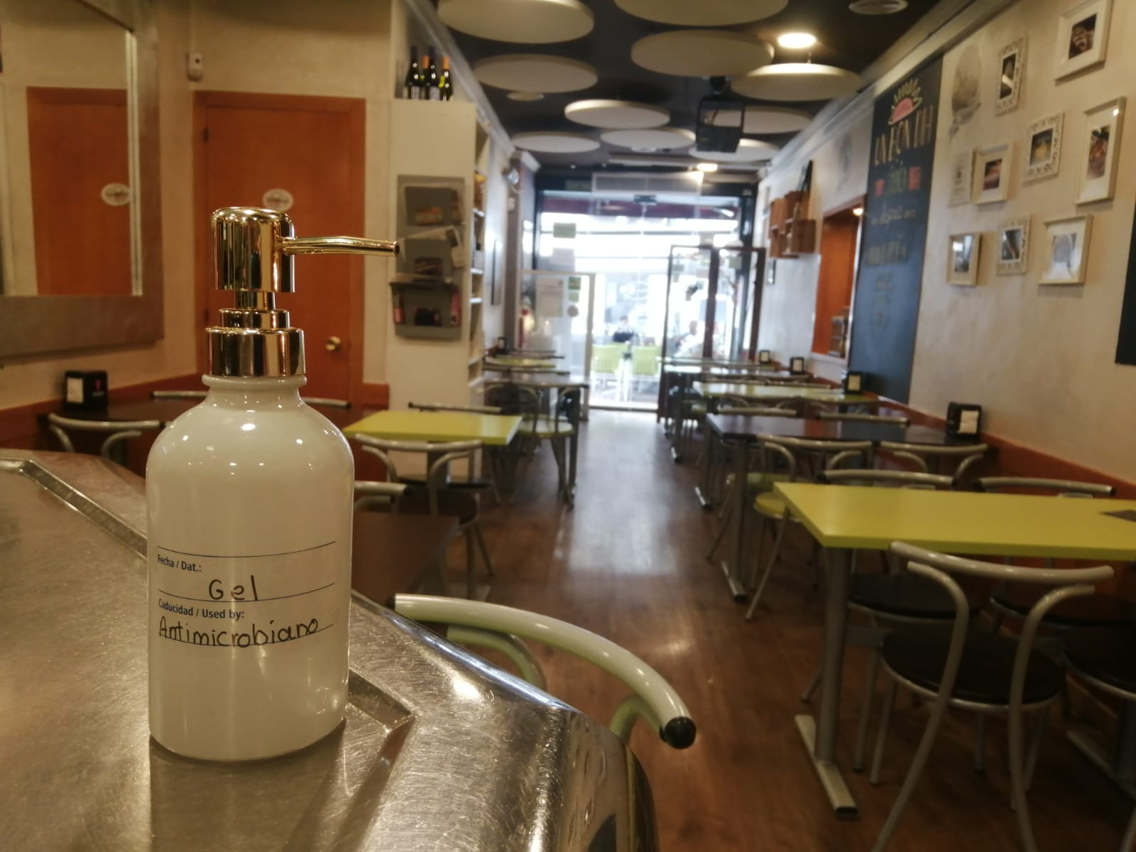 Els restaurants de Sabadell, buits al 75% en les hores prèvies al previsible tancament