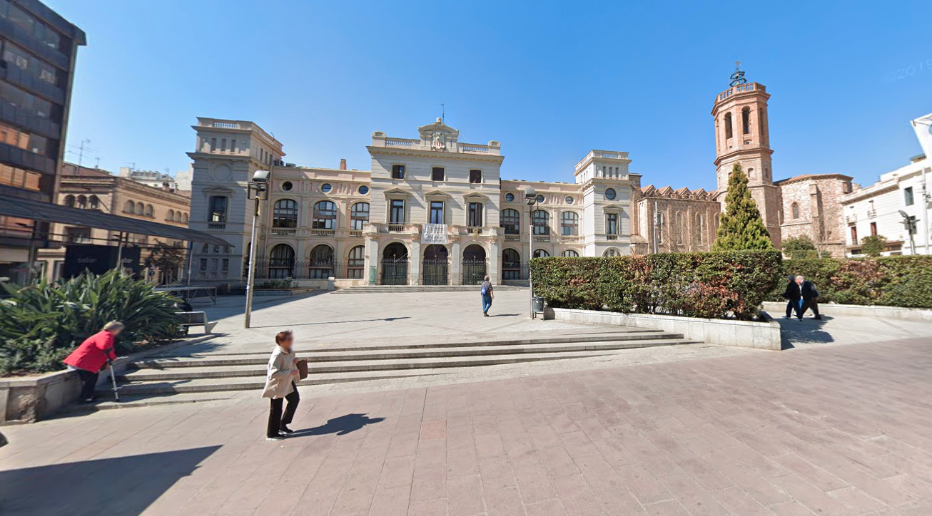 Acamparan a la plaça del Doctor Robert durant aquest cap de setmana