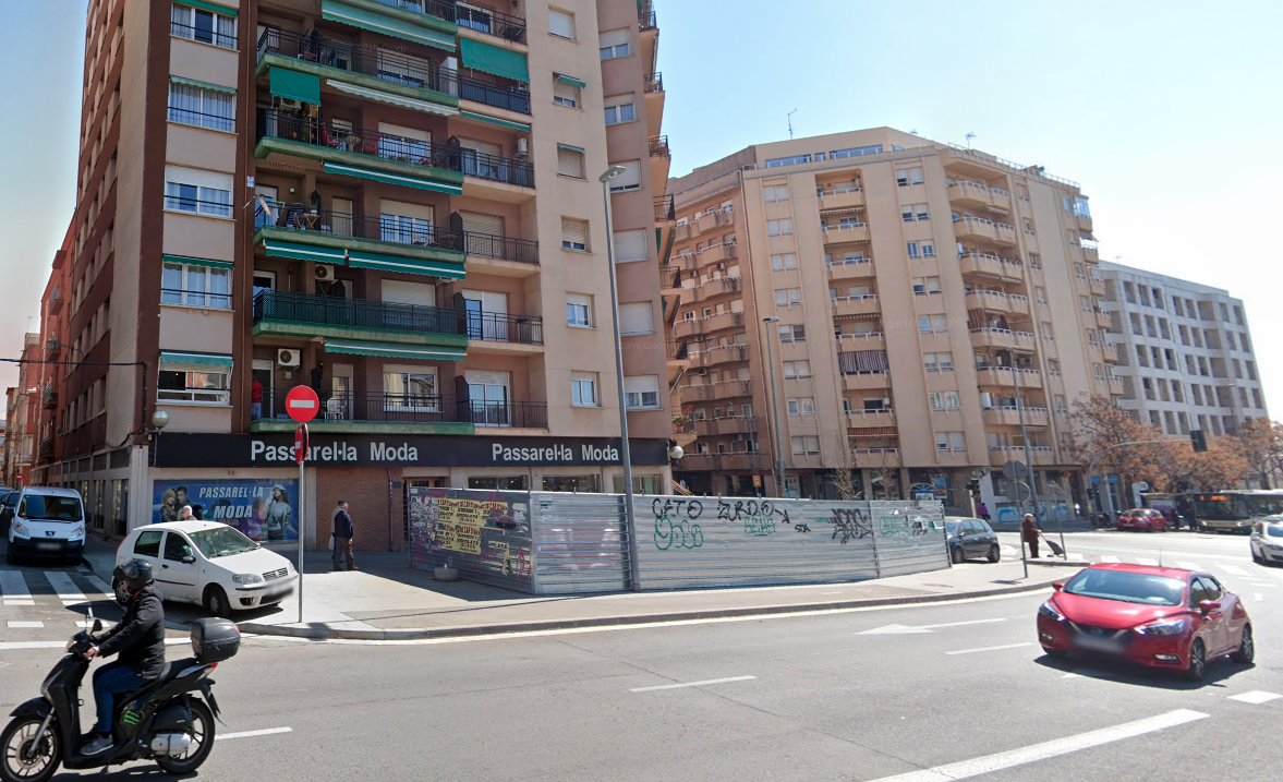 Una paella provoca un incendi en un domicili de la Creu Alta