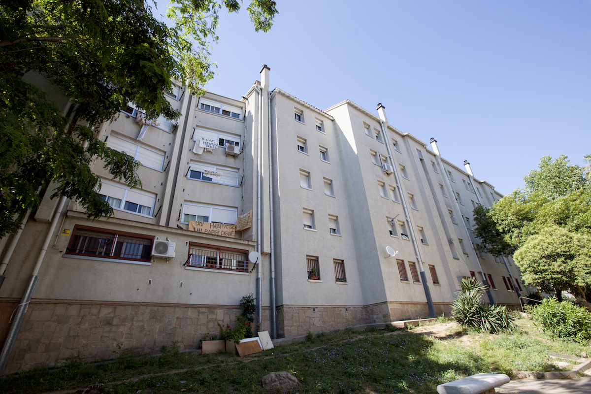 Ajuntament i Habitatge xoquen per la neteja dels Merinals