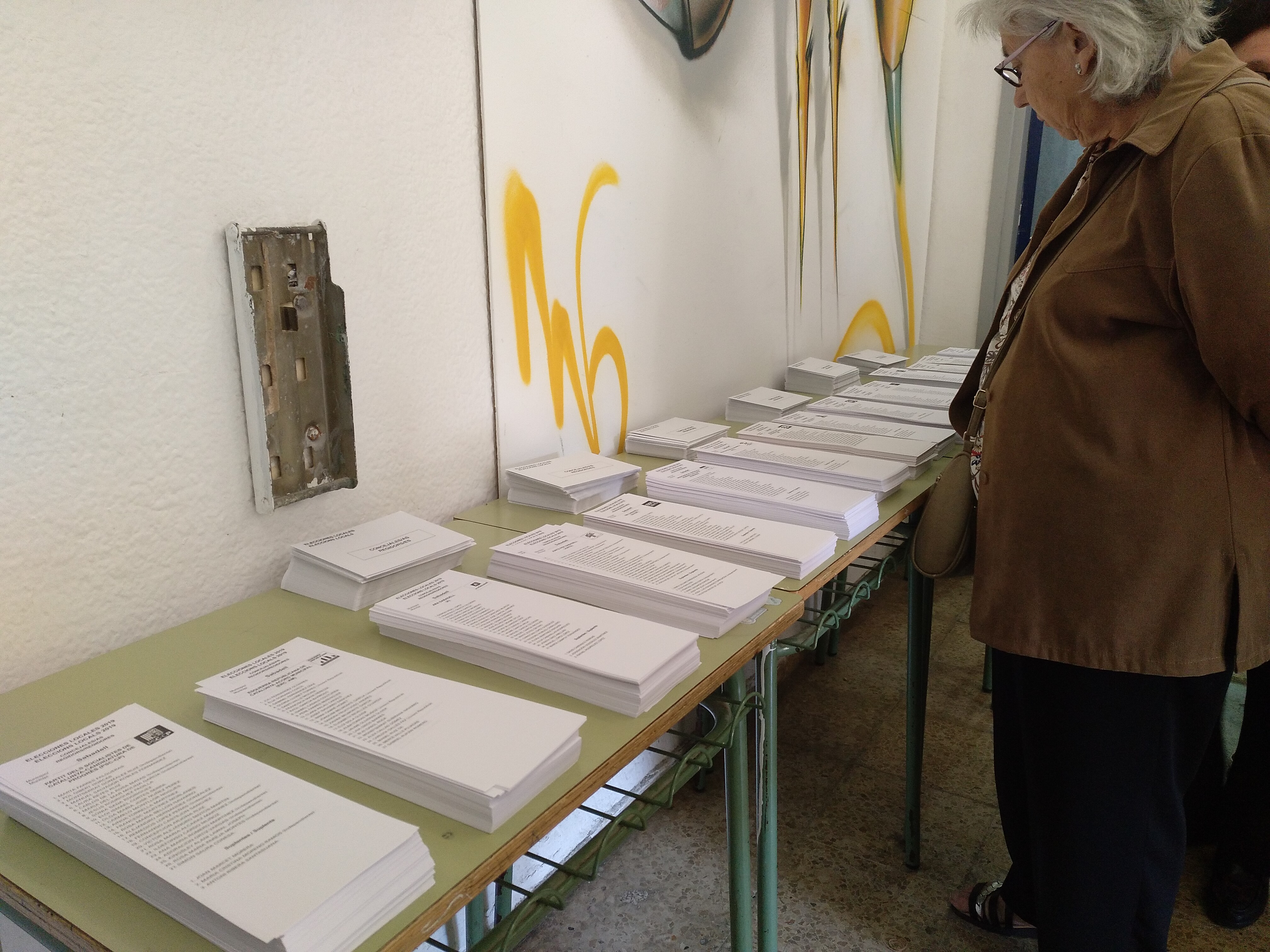 La participació a les 14 h és del 34,66% a les municipals