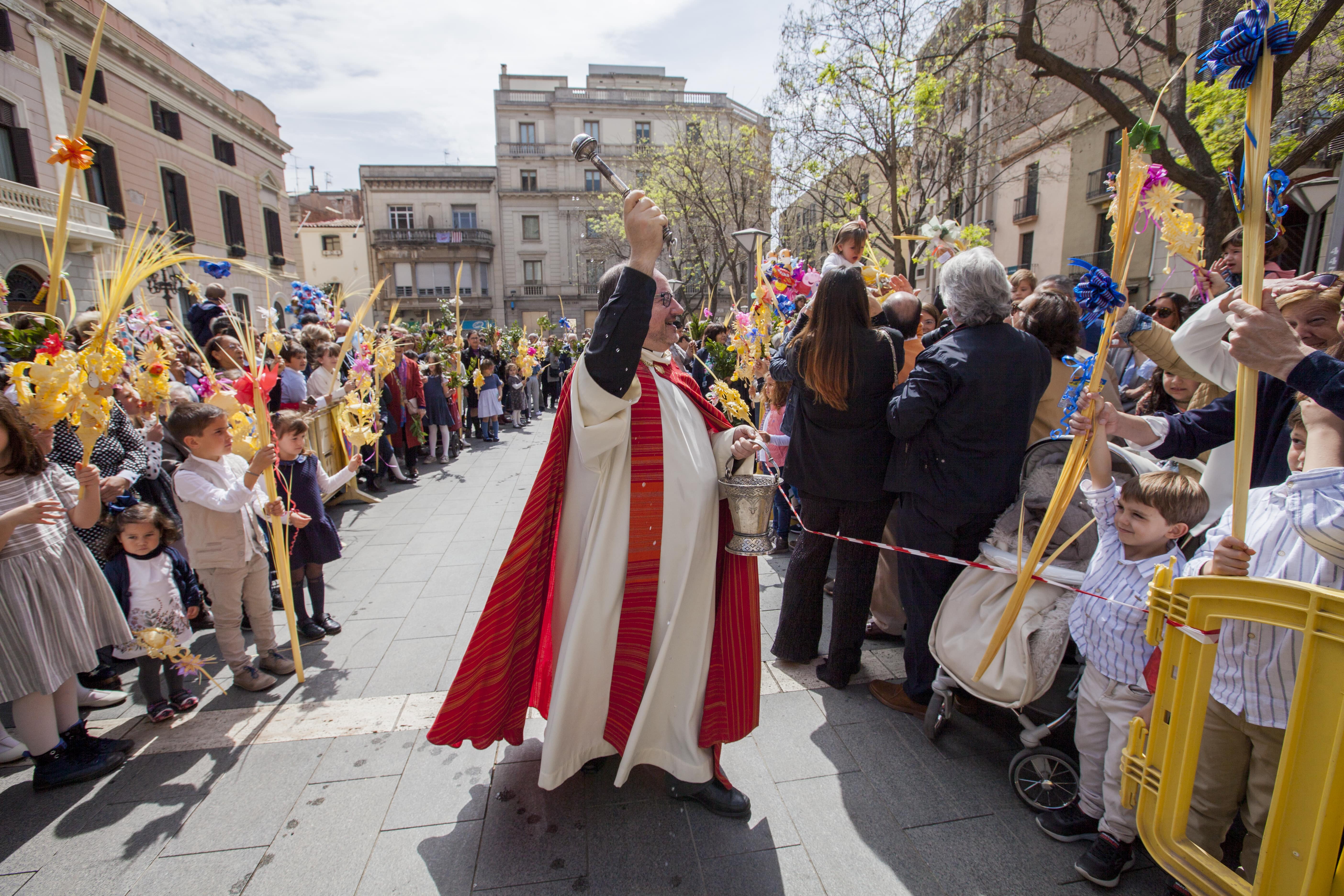 Galeria: La benedicció del Ram a la plaça Sant Roc