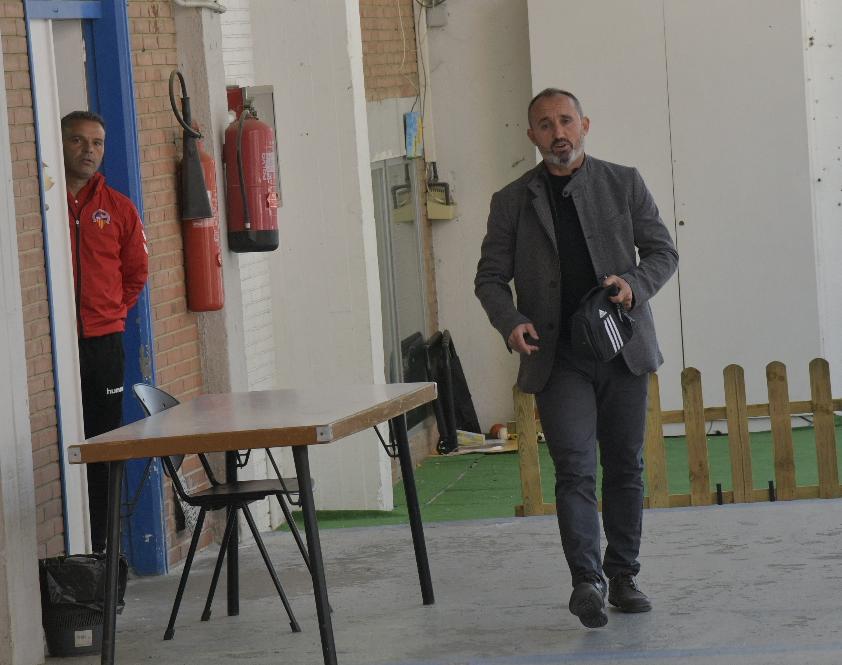 Kiko Ramírez, destituït víctima d'una dinàmica nefasta