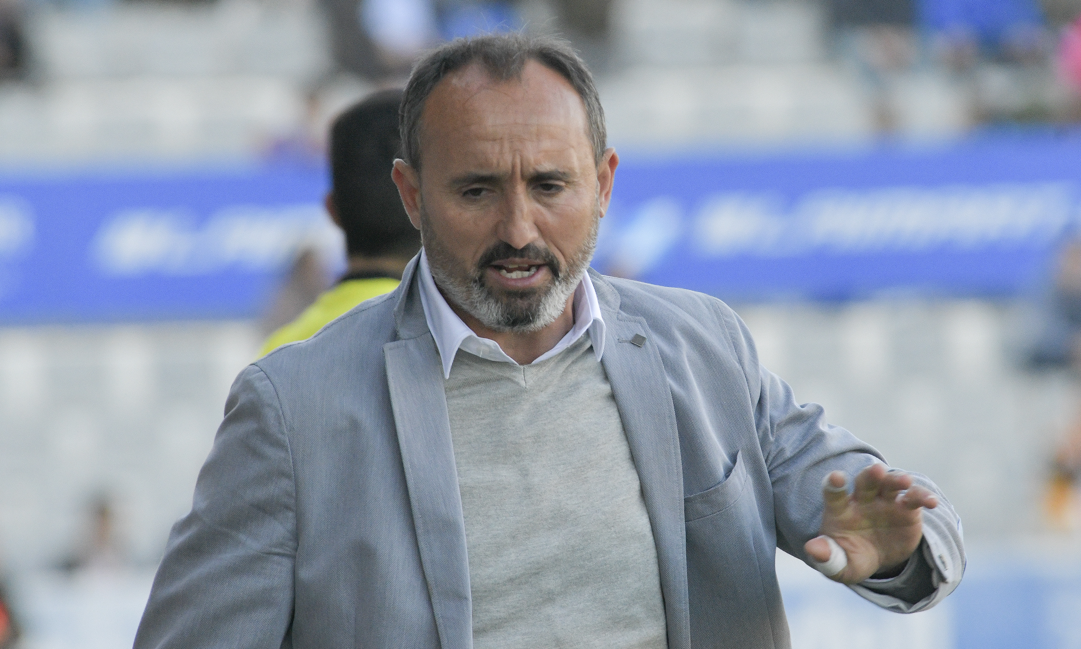 La retirada de l'Ontinyent provoca un terratrèmol que perjudica el Sabadell