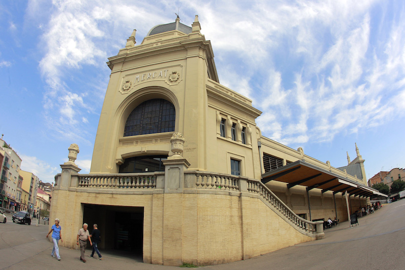 Divisió entre els paradistes del Mercat Central per les eleccions a la junta