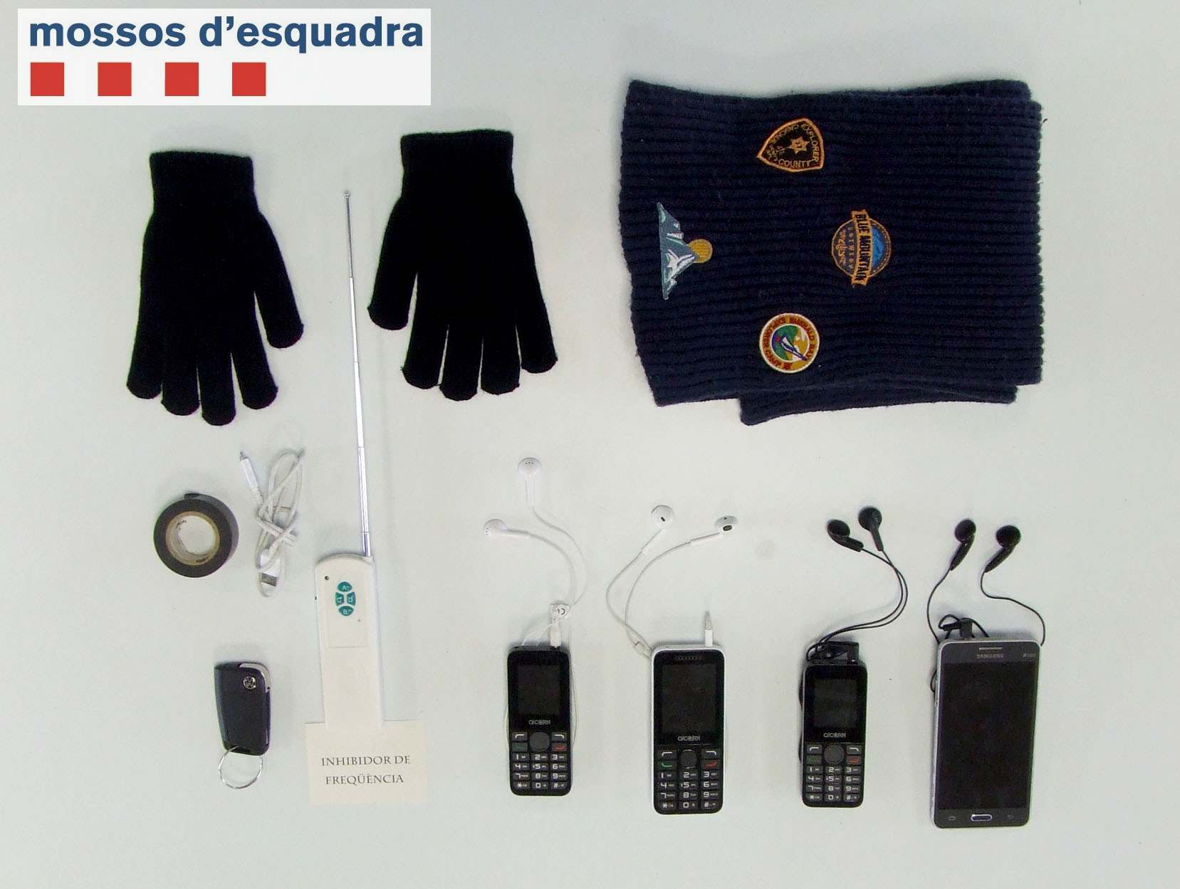 Quatre detinguts per robatoris a propietaris de botigues de compravenda d’or a Cerdanyola