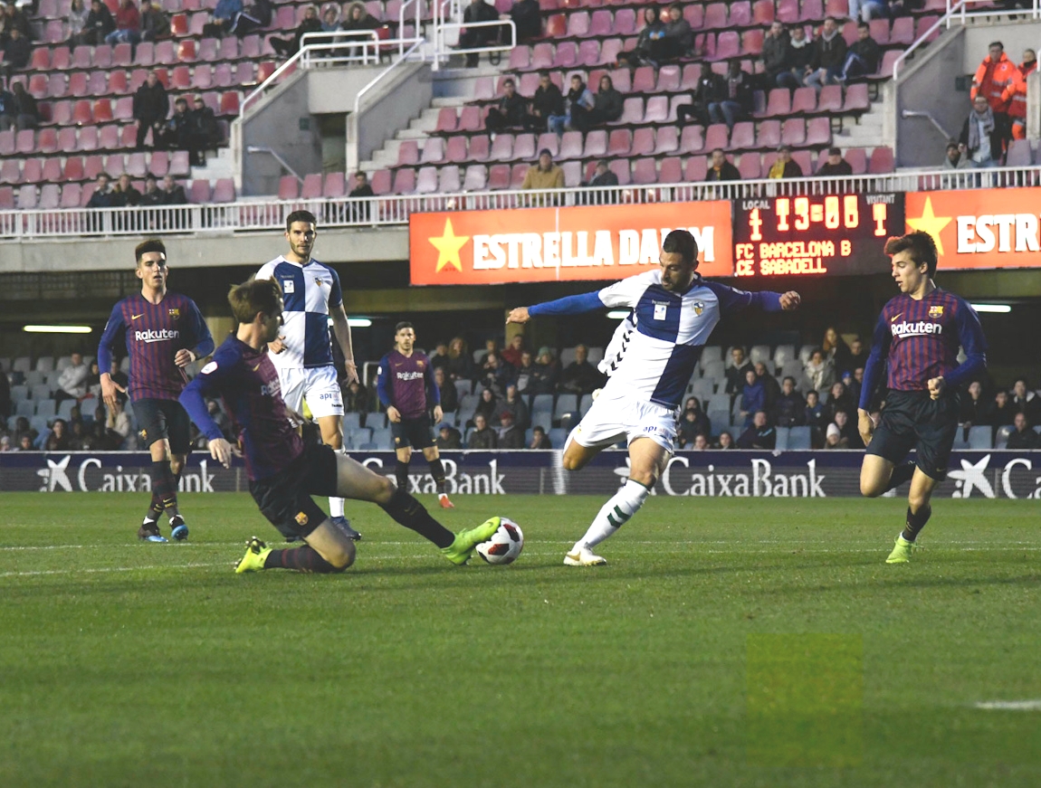 El Sabadell encaixa una dolorosa maneta en el Mini Estadi (5-1)