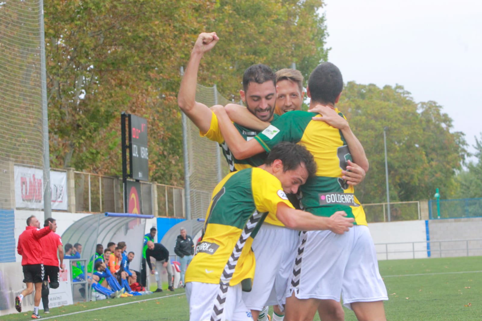 El Sabadell fulmina a l'Ebro en la recta final (1-3)