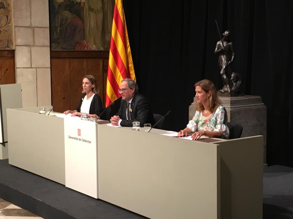 Petit i Segalà, establiments sabadellencs premiats pels seus cent anys d'història