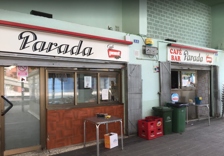 L'agressió al bar Parada de Can Deu encén els ànims del barri