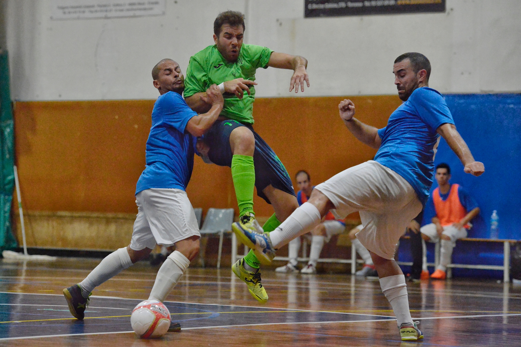 L'Escola Pia aconsegueix la primera victòria (2-1)