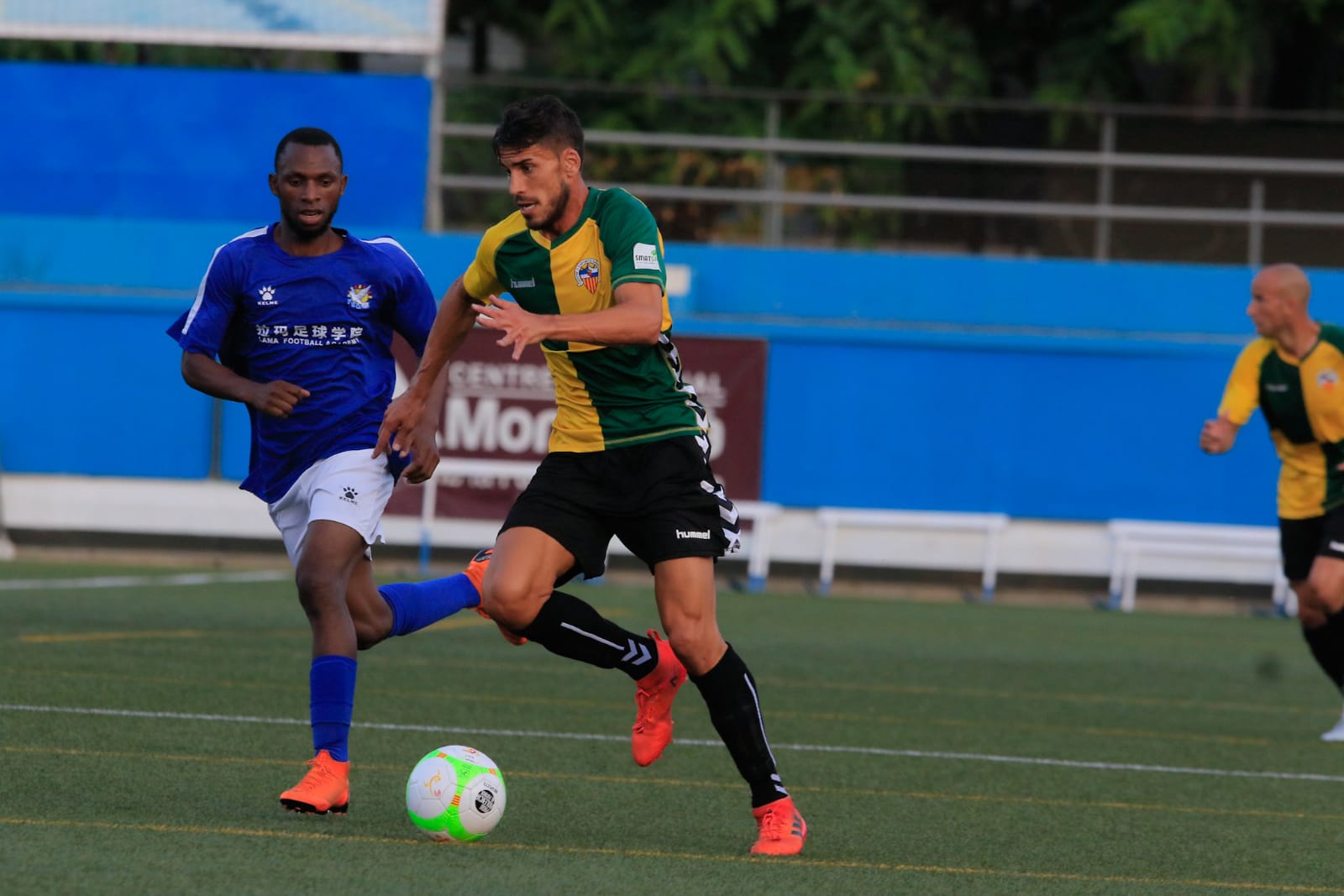 El Sabadell es prova a Sant Adrià davant l'Espanyol B