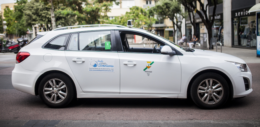 Els taxistes de Sabadell continuen amb la vaga
