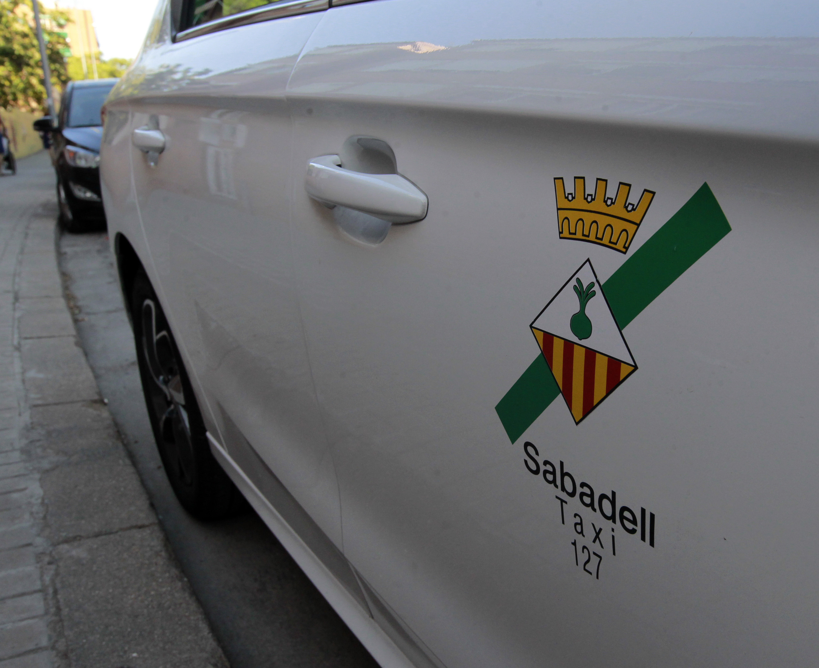 Els taxistes de Sabadell se sumen a la vaga