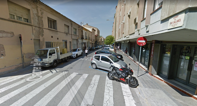 Dissabte, tall de trànsit al carrer del Pare Sallarès