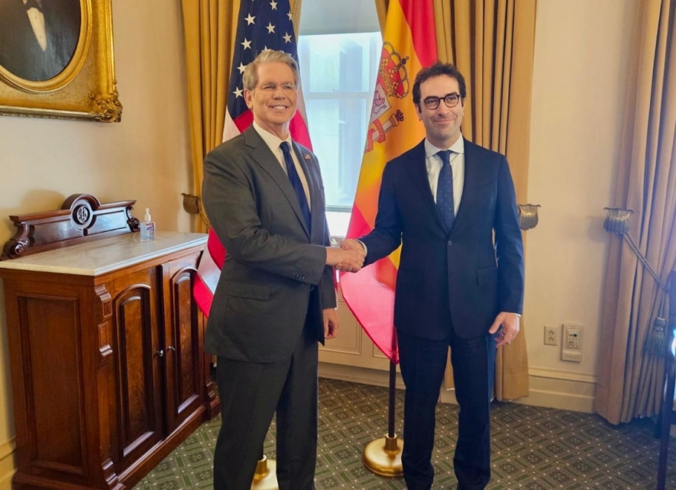 Espanya i els Estats Units celebren una reunió bilateral per abordar les relacions comercials