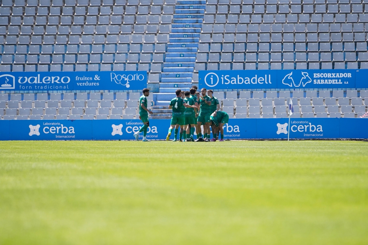 El Cerdanyola, celebrant un dels gols a la Nova Creu Alta