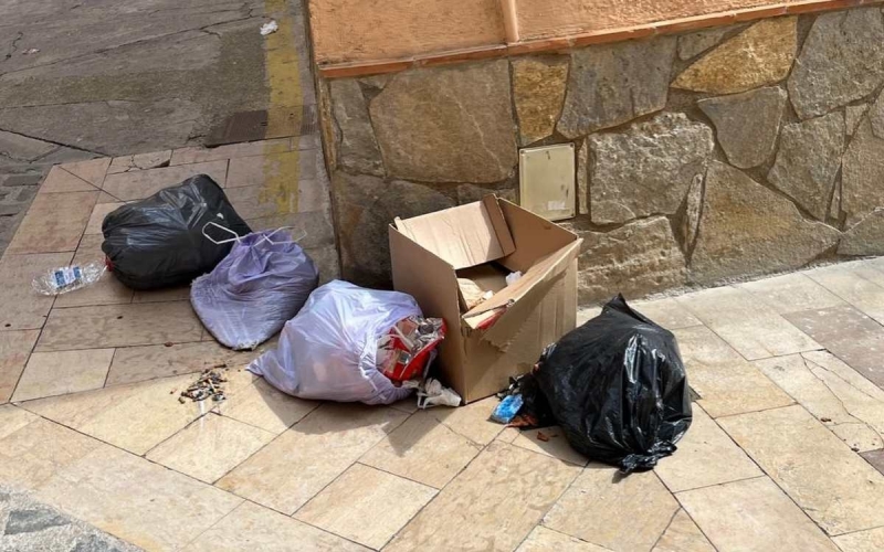 Augmenta l'incivisme i la brossa llançada incorrectament a l''Espluga de Francolí