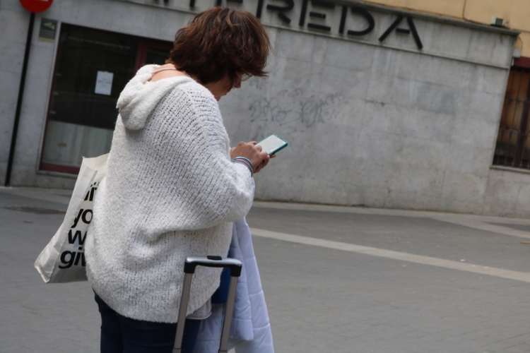Si reps aquest SMS sobre l'apagada, no cliquis: els Mossos alerten que és una estafa