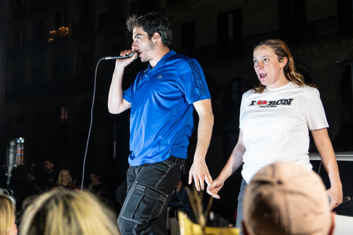 El grup Svetlana denuncia un atac durant un concert: «Ja podeu tornar a la caverna d'on heu sortit»