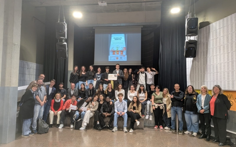 Alumnat de l’institut Cumella i de l’Escola Pia de Caldes empaten a la 3a edició de la Lliga de Debat