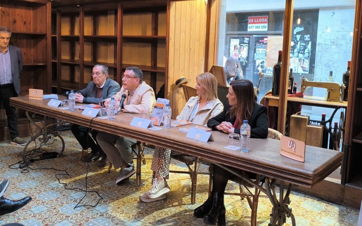 La presentació del llibre amb motiu dels 50 anys s`ha fet a Cal Navàs. - Cedida La presentació del llibre amb motiu dels 50 anys s`ha fet a Cal Navàs.