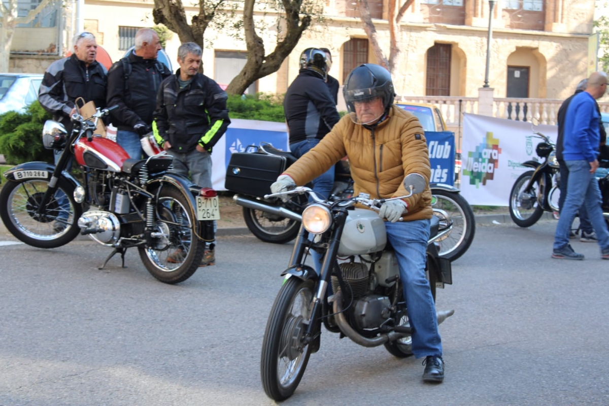 Trobada de motos antigues i clàssiques 