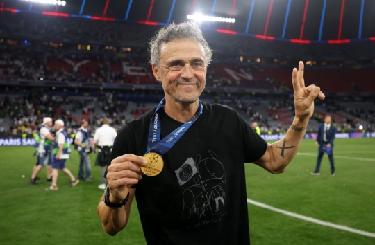 Luis Enrique ingressat després d'una caiguda en bicicleta