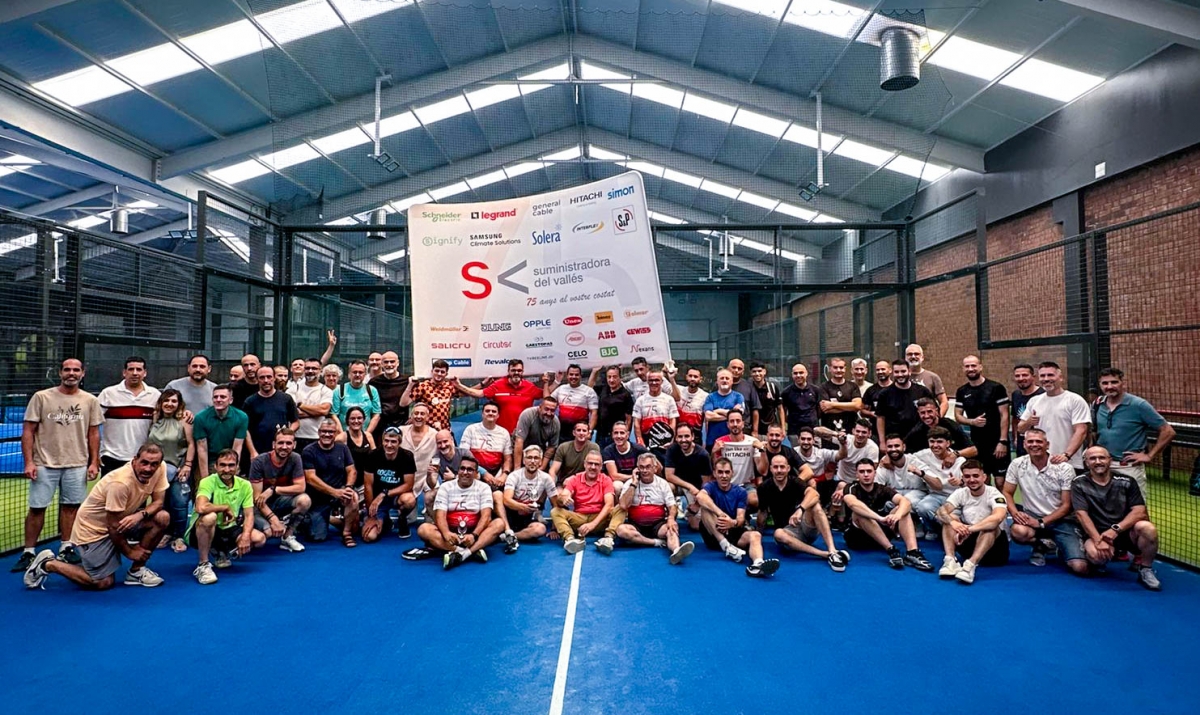 Pàdel amb motiu del 75è aniversari de la Suministradora - Cedida Pàdel amb motiu del 75è aniversari de la Suministradora