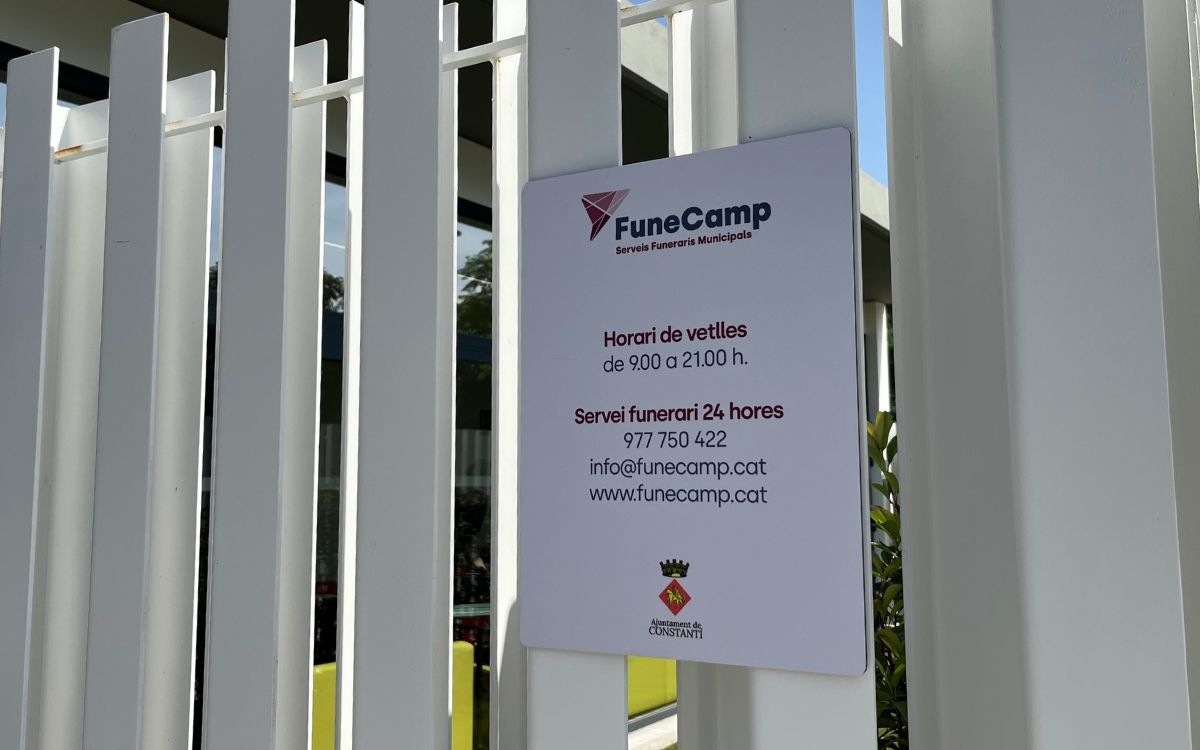 Cada tanatori comptarà amb el telefòn de contacte de FuneCamp. - S.P