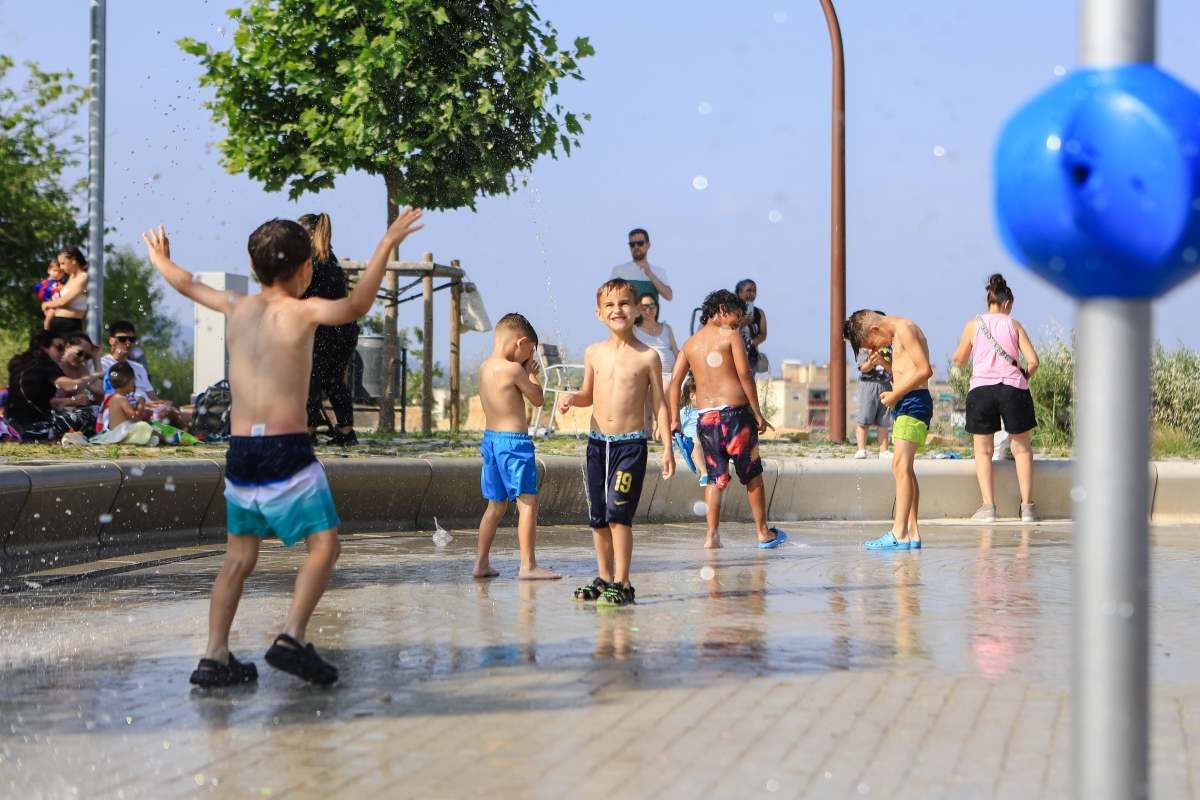 Jocs d'aigua al parc de les Aigües de Sabadell - 