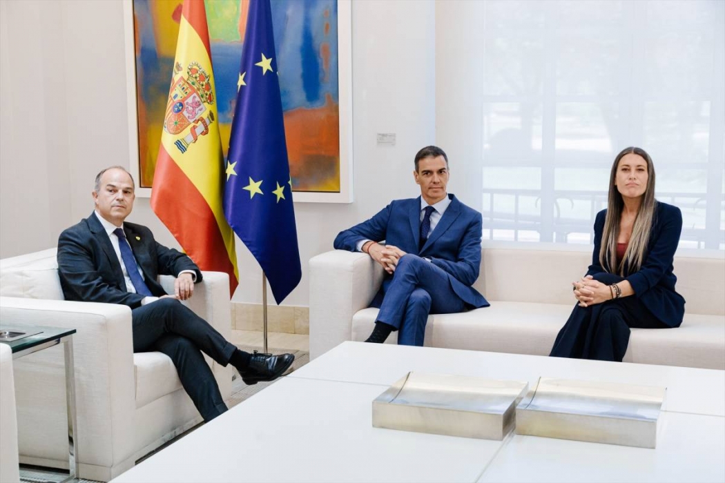Sánchez es compromet a complir tots els acords amb Junts després de les amenaces de trencament