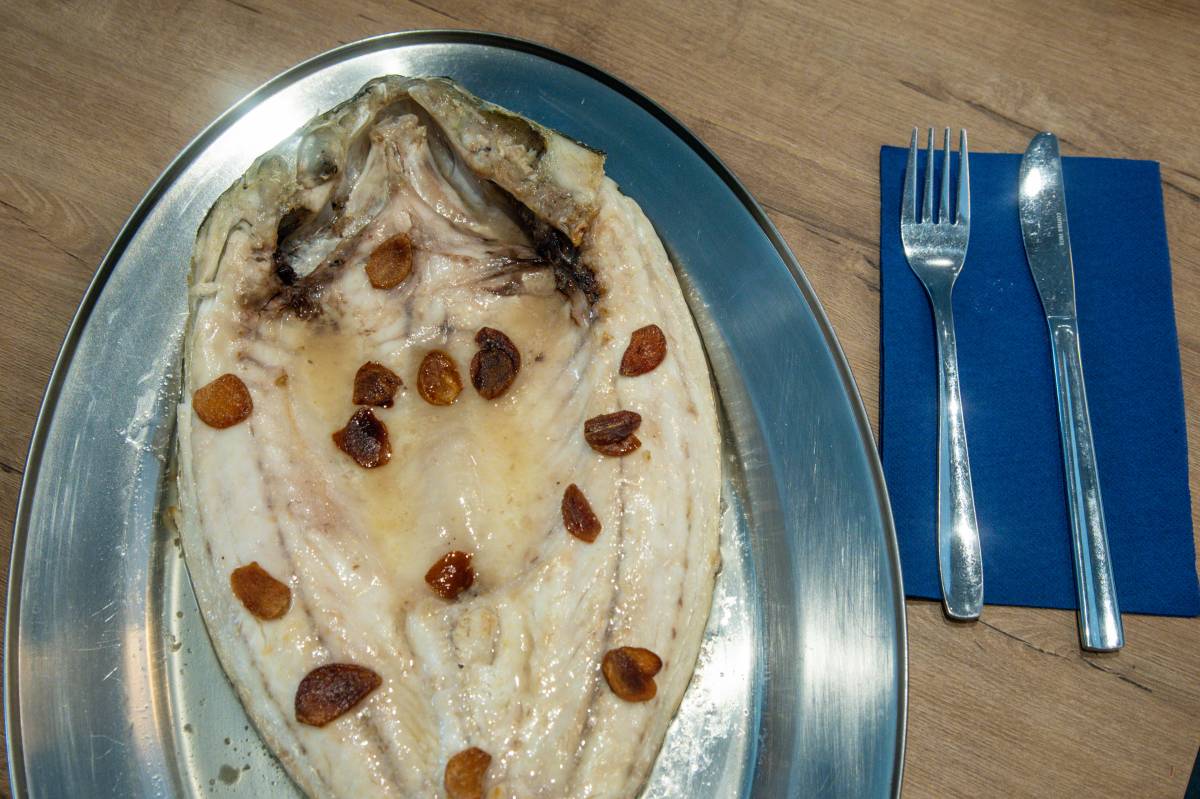 Llobarro a la donostiarra - JUANMA PELÁEZ Llobarro a la donostiarra